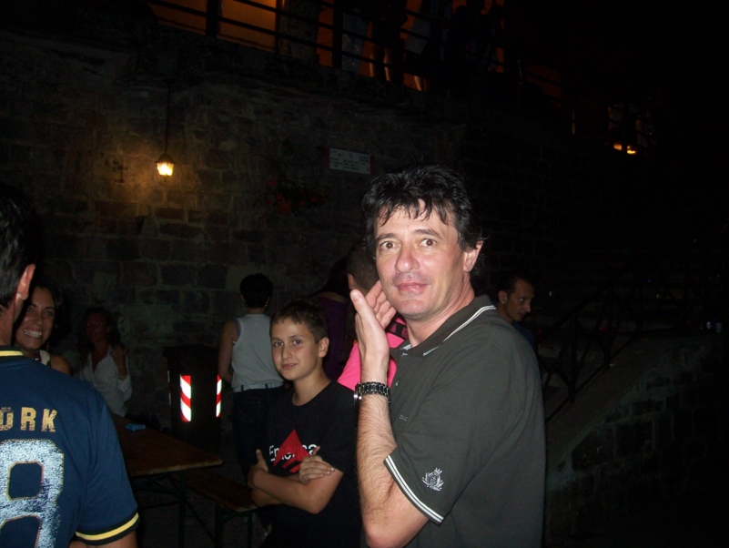  Image name: Estate076.jpg 
 width: 801 pixel 
 height: 602 pixel 
 Size: 303887 bytes 
 Click to enlarge 